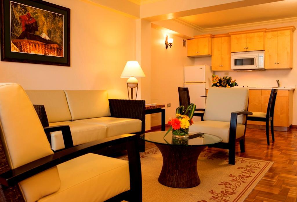 Kapok Hotel Port of Spain Room photo